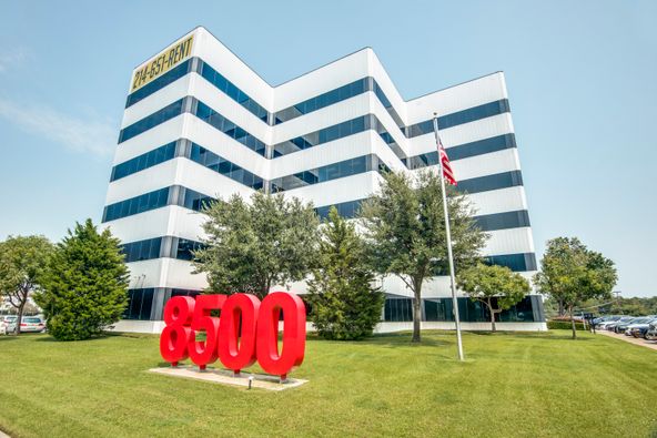 Eighty-Five Hundred Stemmons: 8500 N Stemmons Fwy, Dallas, TX 75247